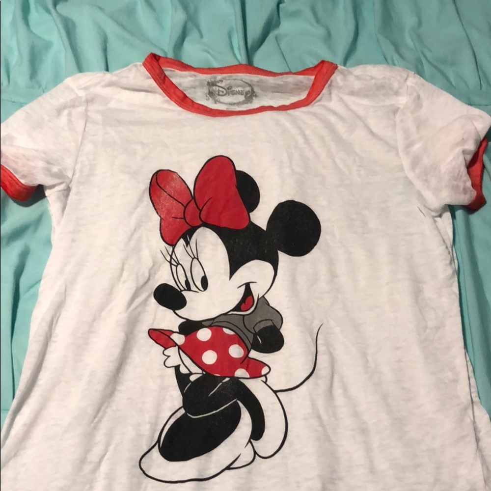 short sleeve shirt